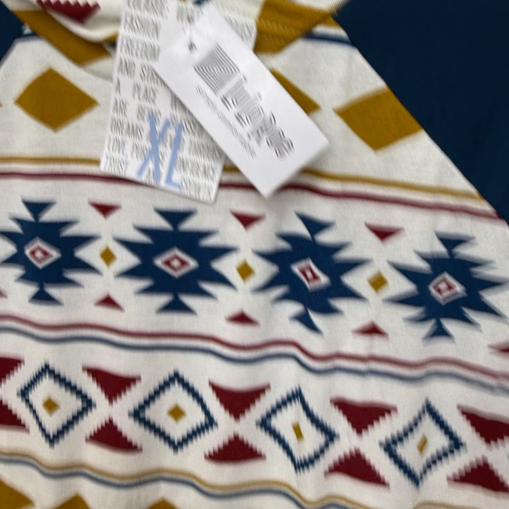 Lularoe Amber hooded shirt‎ top women's size XL aztec mid western design - Picture 7 of 14